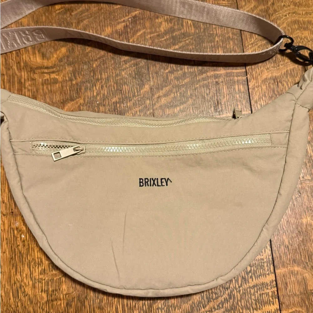 BRIXLEY Cream Crossbody Bag for Women - Picture 3 of 6
